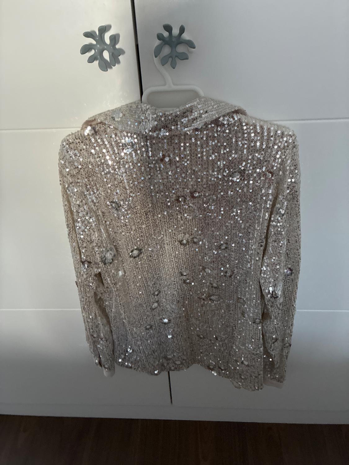 CAMISA OVERSIZE DE LENTEJUELAS - Image 2