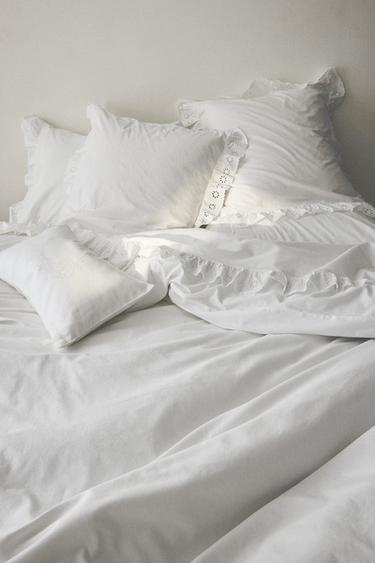 RUFFLED COTTON DUVET COVER - أبيض الخاص بـ Zara