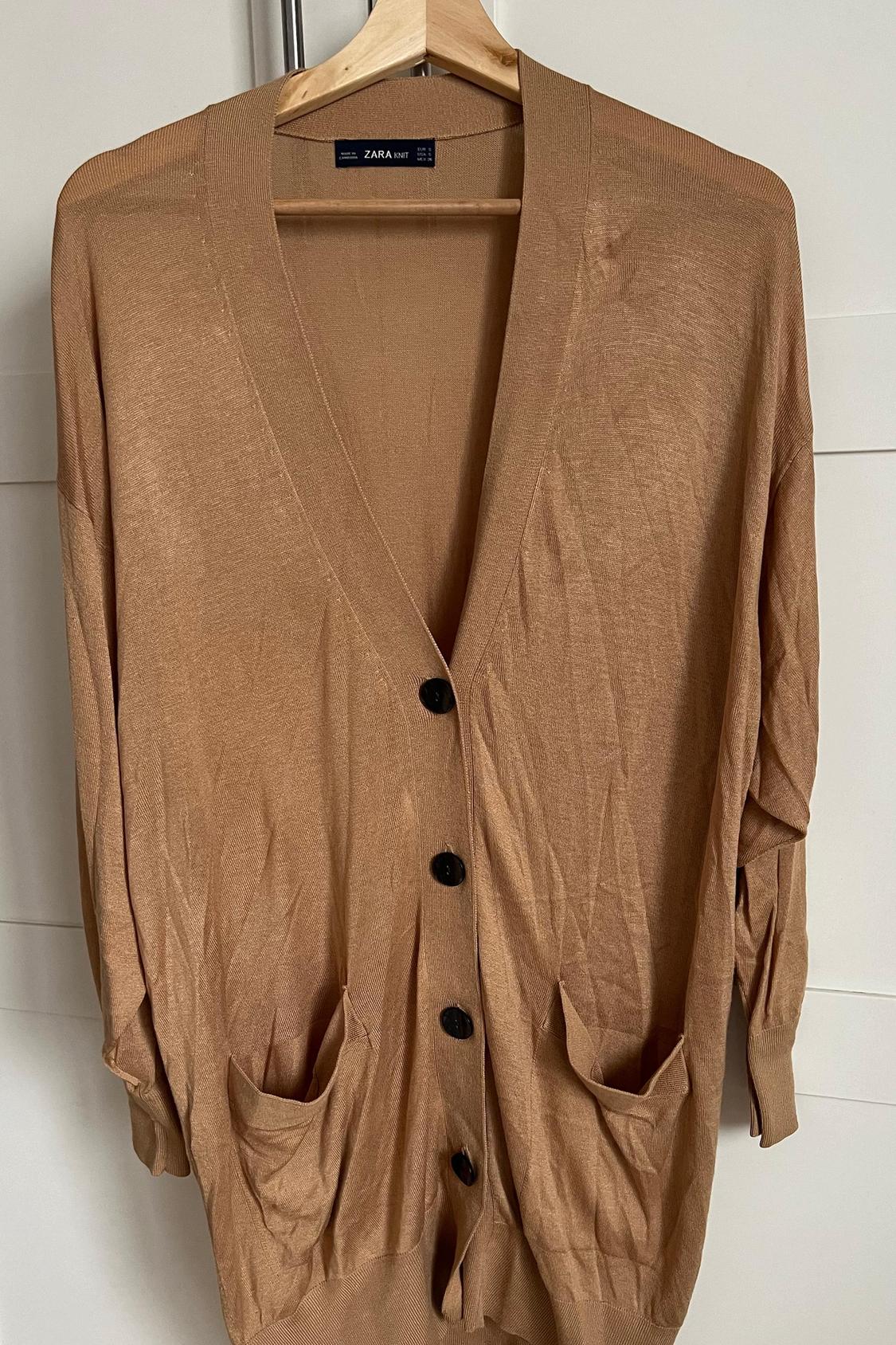 KNIT CARDIGAN