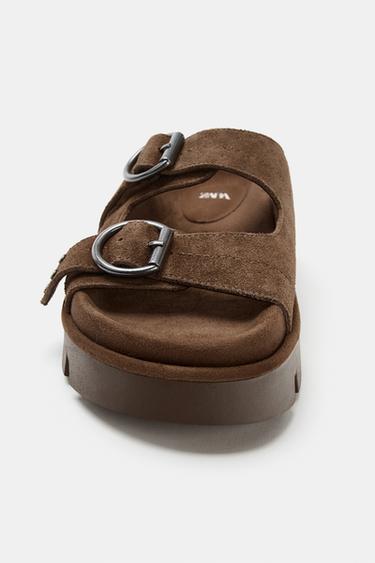 SANDALES EN CROÛTE DE CUIR À PLATEFORME ET BOUCLES - Marron foncé de Zara - Image 4