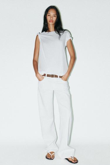 JEANS TRF WIDE LEG بسرج قصير - أبيض الخاص بـ Zara