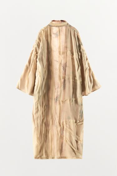 KIMONO EN ORGANZA À TISSU EN RELIEF - rose poudré de Zara - Image 2