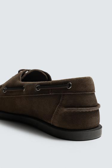 CHAUSSURES BATEAU CASUAL EN CUIR - Marron de Zara - Image 2