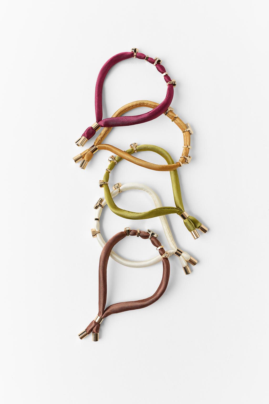 PACK OF 5 FABRIC AND JEWEL BRACELETS