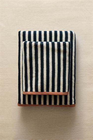 CHILDREN'S REVERSIBLE STRIPED BATH TOWEL - Sand / Blue by Zara