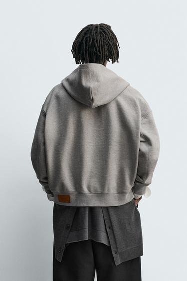 SWEAT ZIPPÉ À CAPUCHE ET ÉTIQUETTE - Gris chiné de Zara - Image 2
