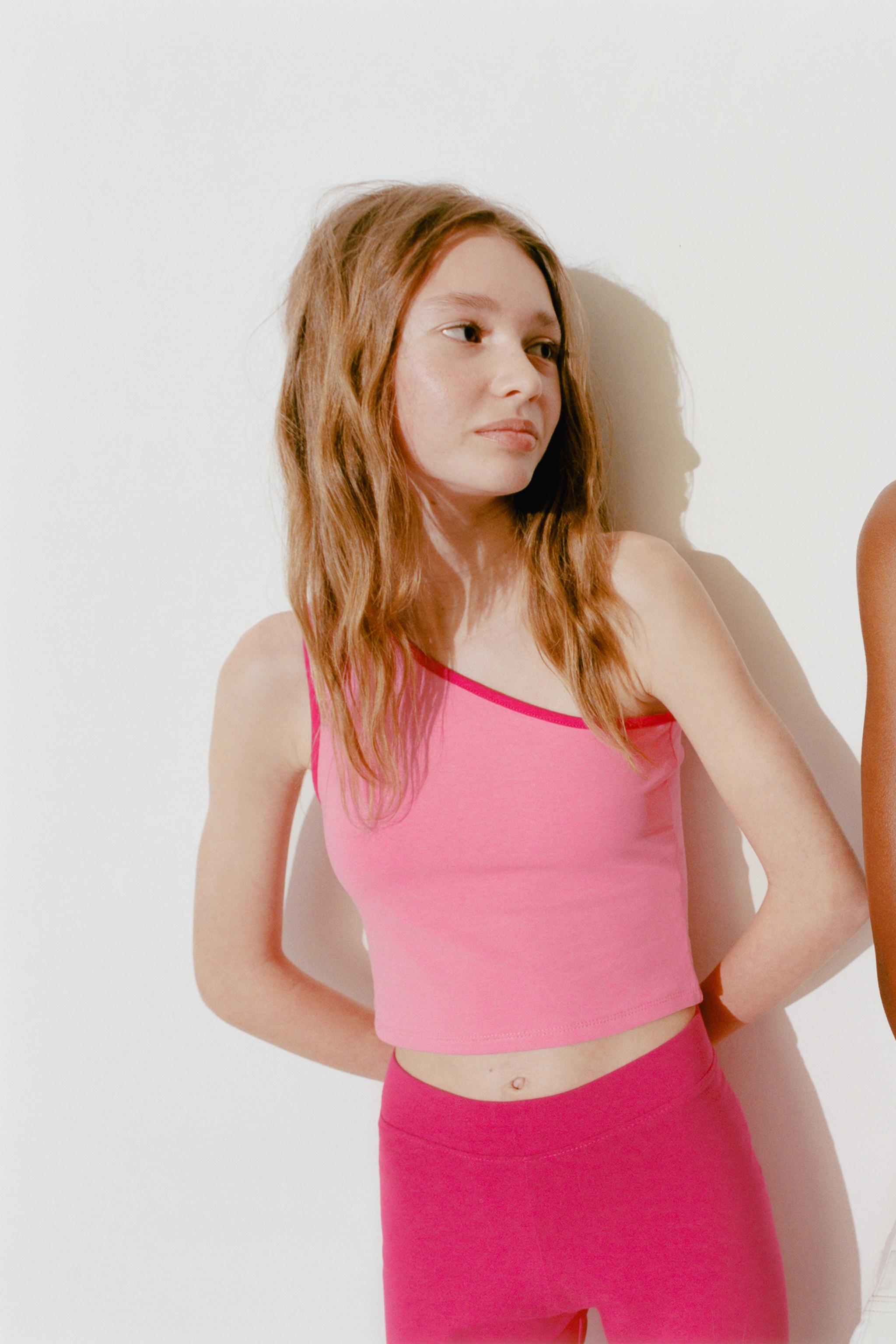 ASYMMETRIC CONTRAST TRIM TOP — Pink