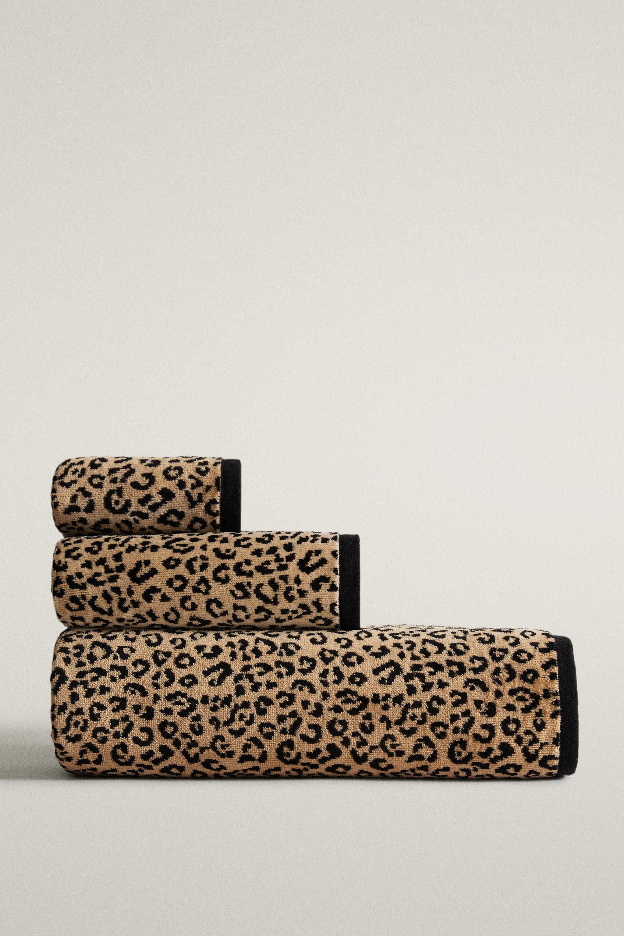 SERVIETTE DE BAIN VELOURS MOTIF ANIMAL