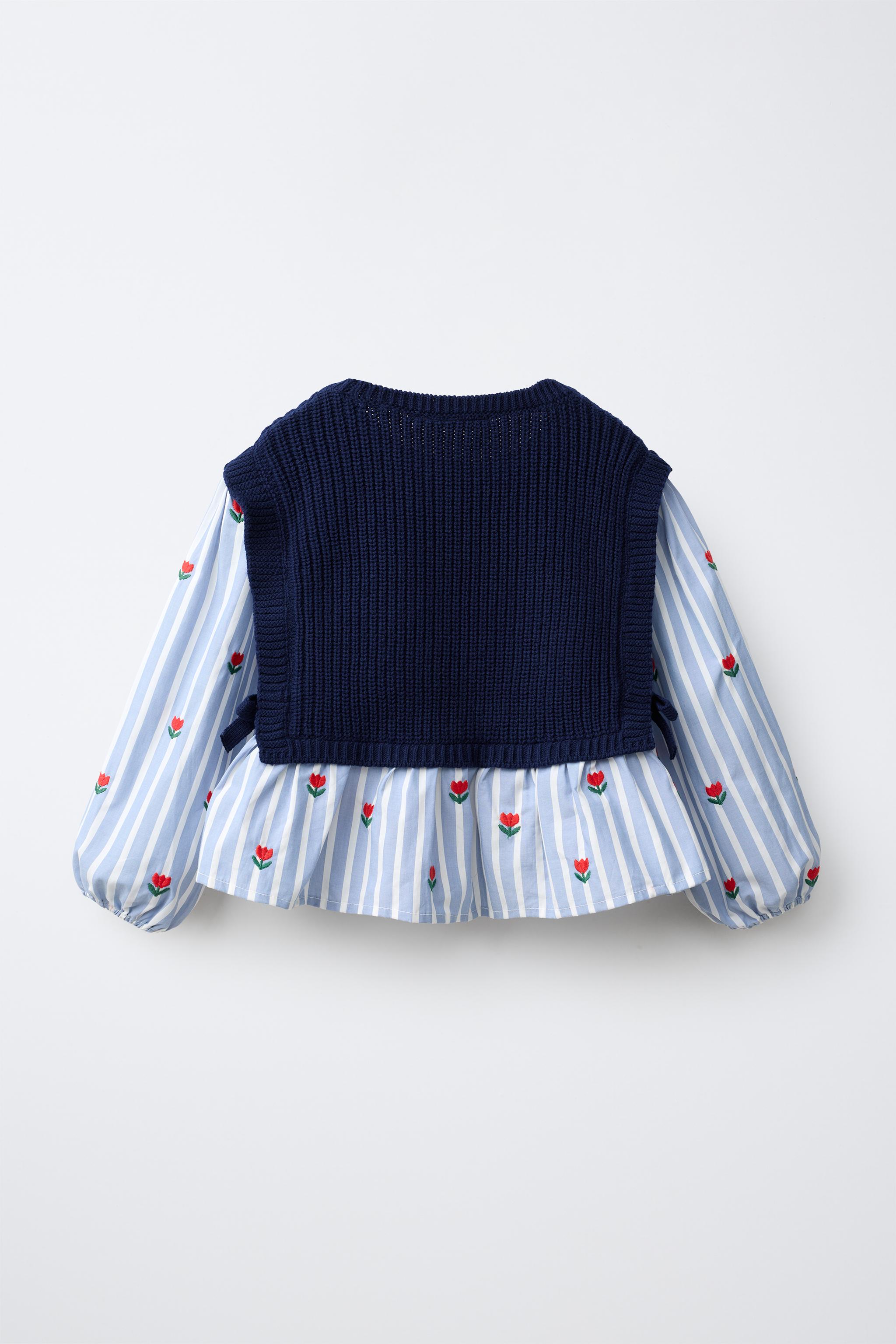 CHEMISE BRODÉE TULIPES AVEC GILET EN MAILLE