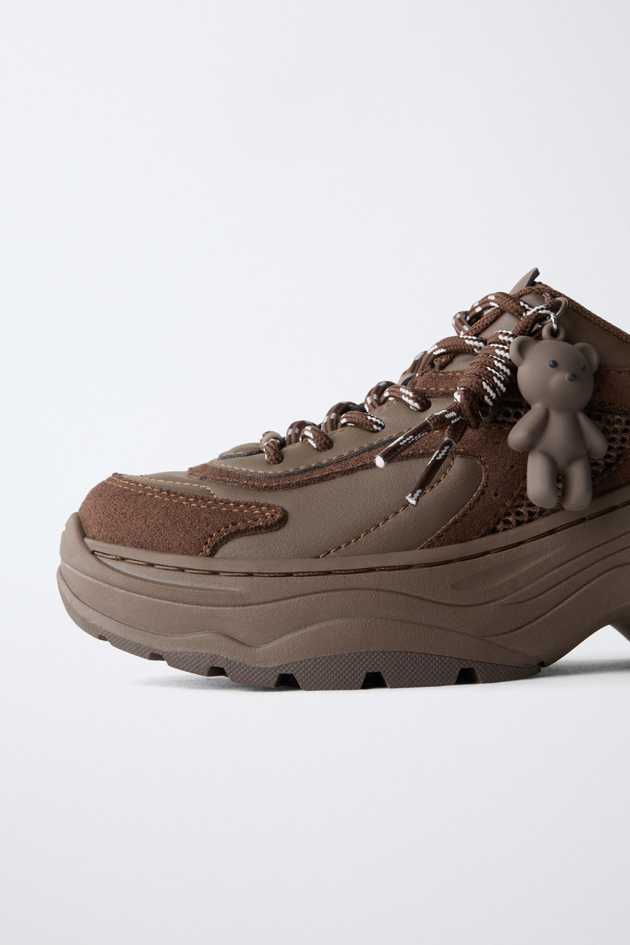 CHARM SNEAKERS