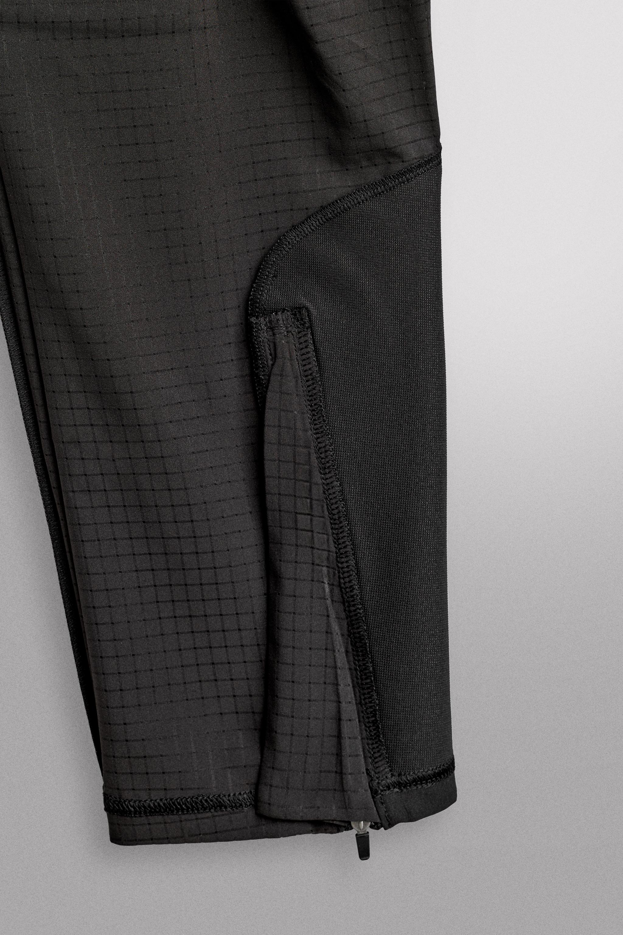 CONTRAST TECHNICAL PANTS