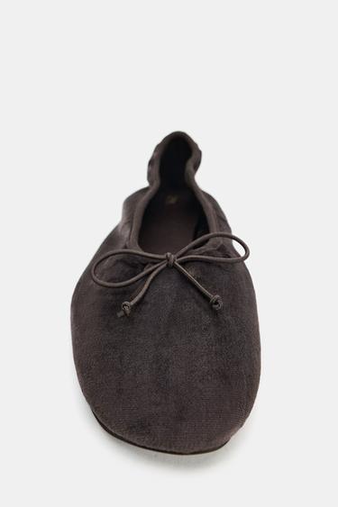 BALLERINES EFFET VELOURS AVEC NŒUD - Gris de Zara - Image 3