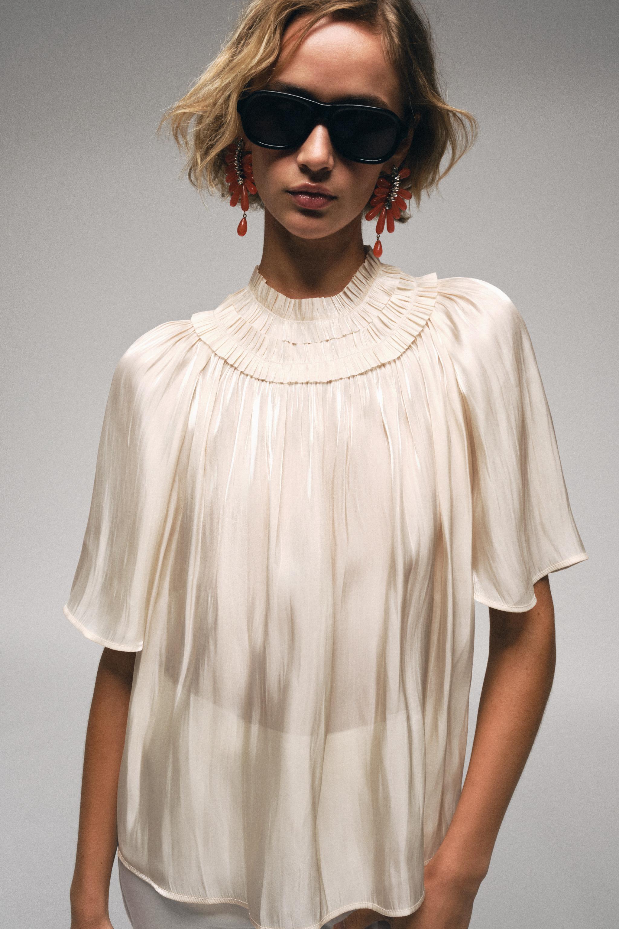 SHIMMER-EFFECT BLOUSE — Vanilla (alternate view)