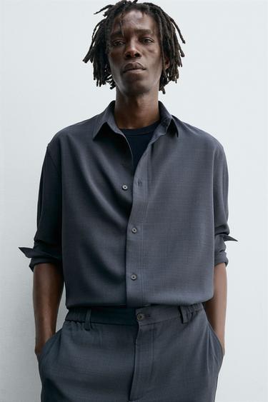 CHEMISE FLUIDE COUPE DÉCONTRACTÉE - Bleu marine de Zara - Image 4
