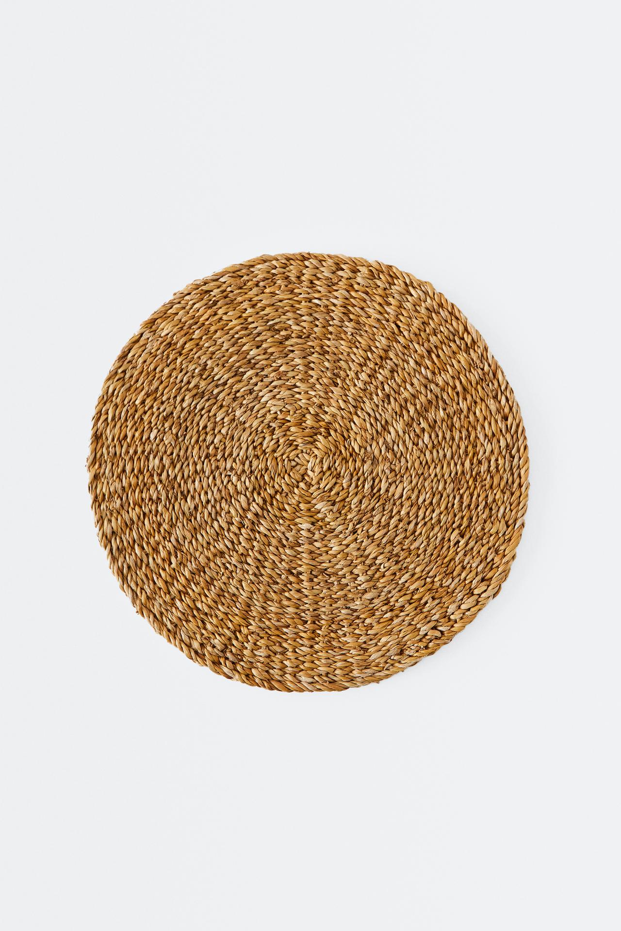 WOVEN FIBER PLACEMAT — Light beige