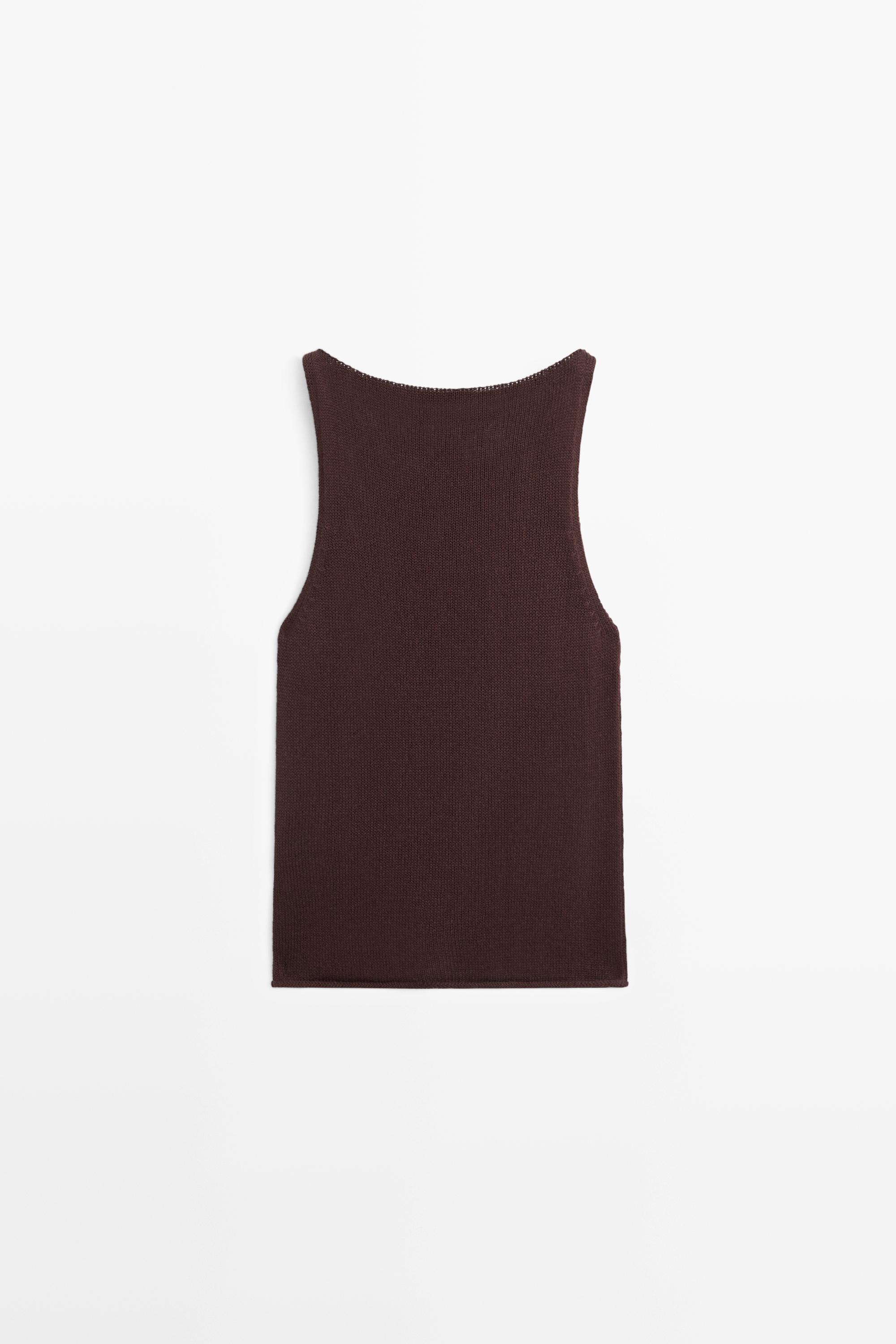 Fine-knit halter top
