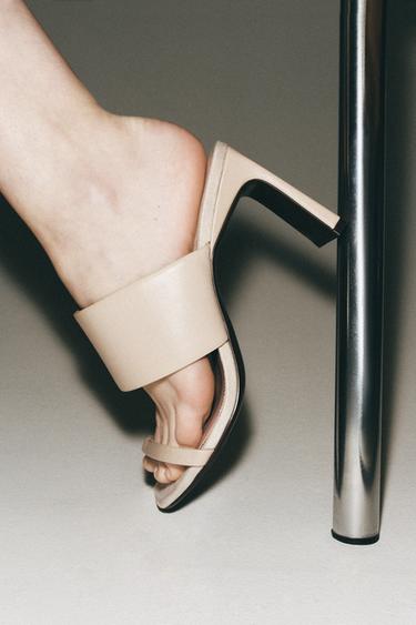 MULES DE TACÃO EM PELE - Branco-cru da Zara
