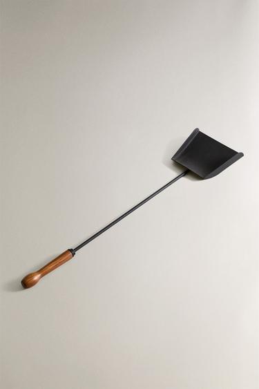 IRON FIREPLACE ASH SHOVEL - Black by Zara - Image 1