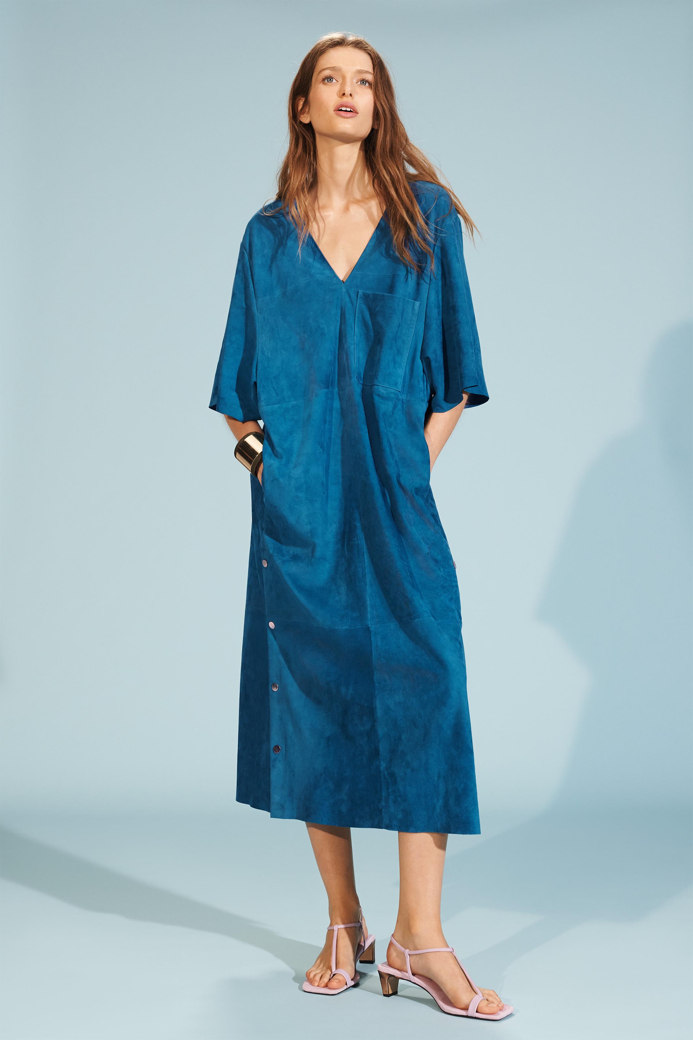 新品☆ZARA ザラ パフショルダーワンピース ブルー ブルー（青）系 ZARA(ザラ) ワンピース(レディース) - 海外通販