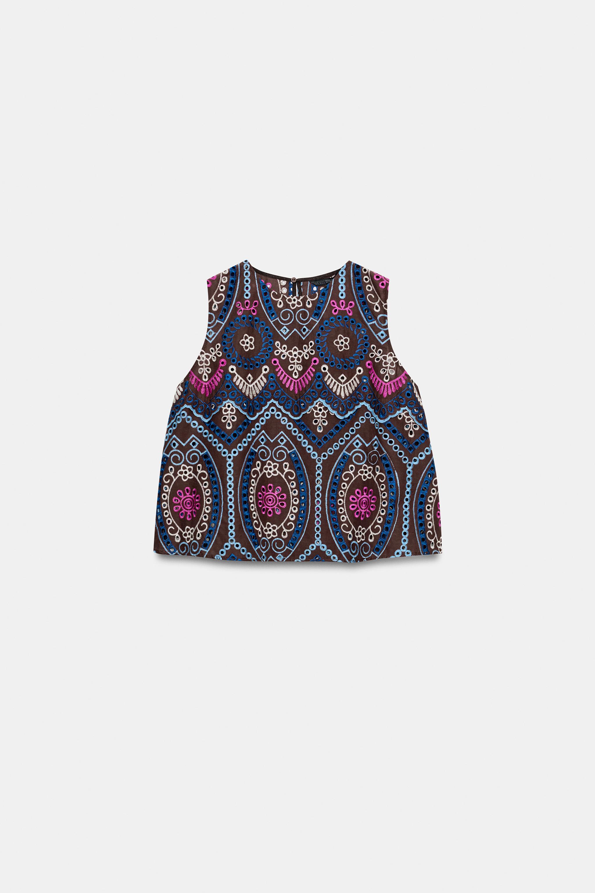 EMBROIDERED EYELET TOP