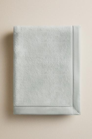 COTTON FLEECE BABY BLANKET - Green by Zara