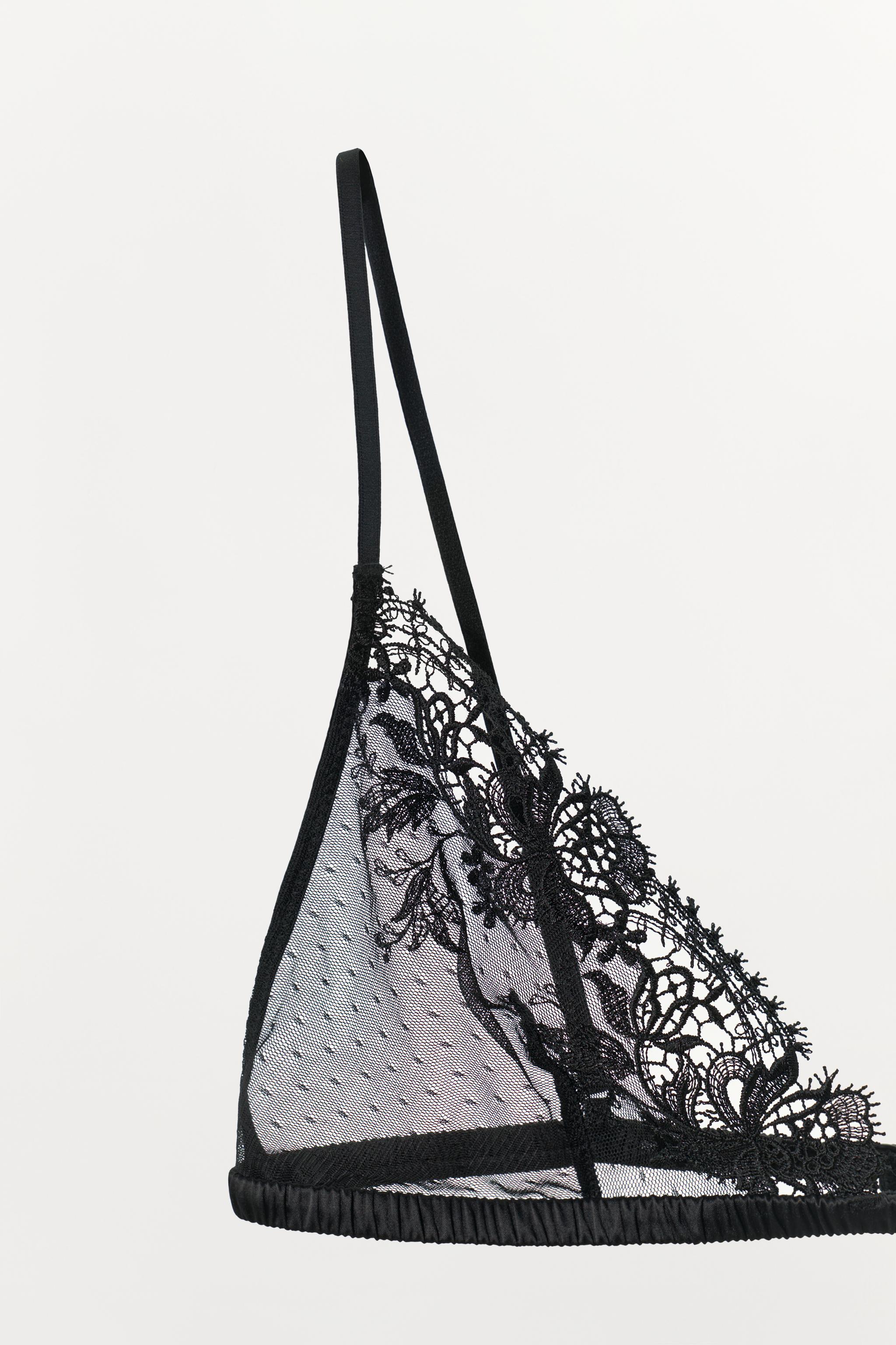 POINTELLE LACE TRIANGLE BRALETTE