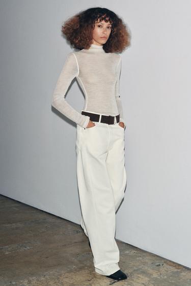 T-SHIRT EN LAINE 100 % - Écru de Zara - Image 1