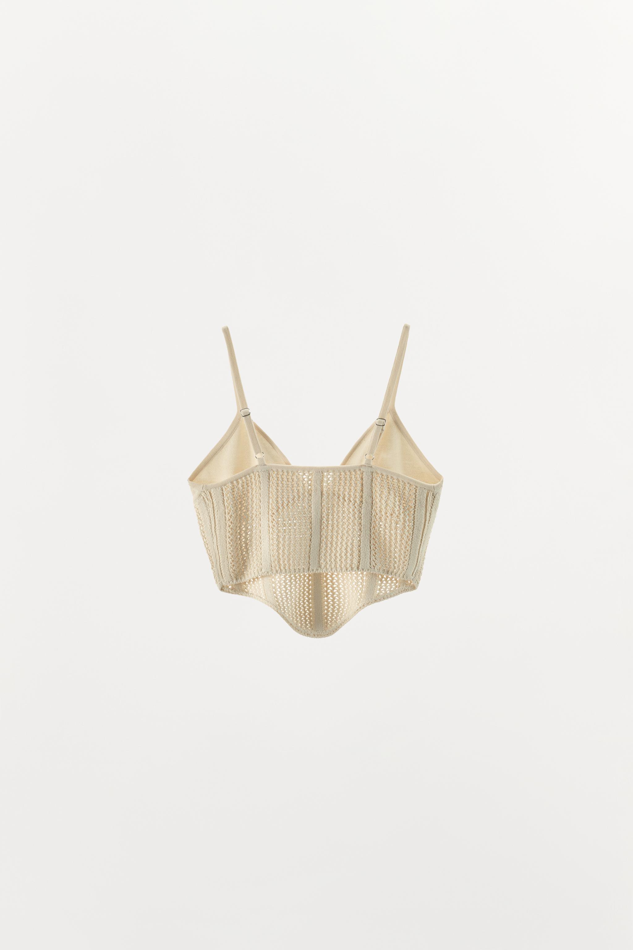 OPEN-KNIT KNIT TOP