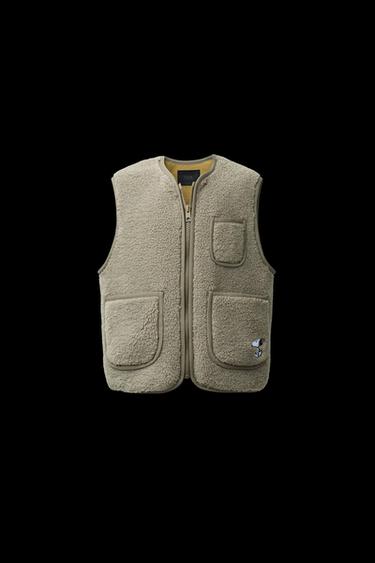 LAMMFELLWESTE MIT SNOOPY PEANUTS™ - Hellbeige von Zara