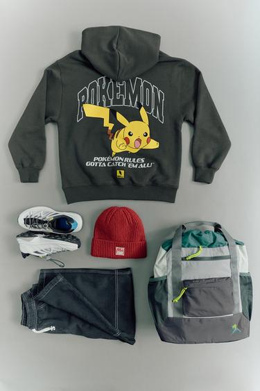 PIKACHU POKÉMON™ HOODIE - Dark bottle green by Zara