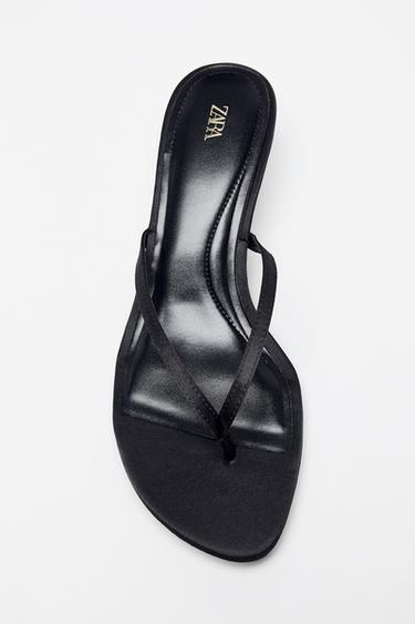 Zara SATIN KITTEN HEEL SANDALS - Black