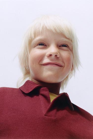 Zaras SET MED PIKÉTRÖJA OCH RANDIGA WIDE LEG-BYXOR - Vinröd