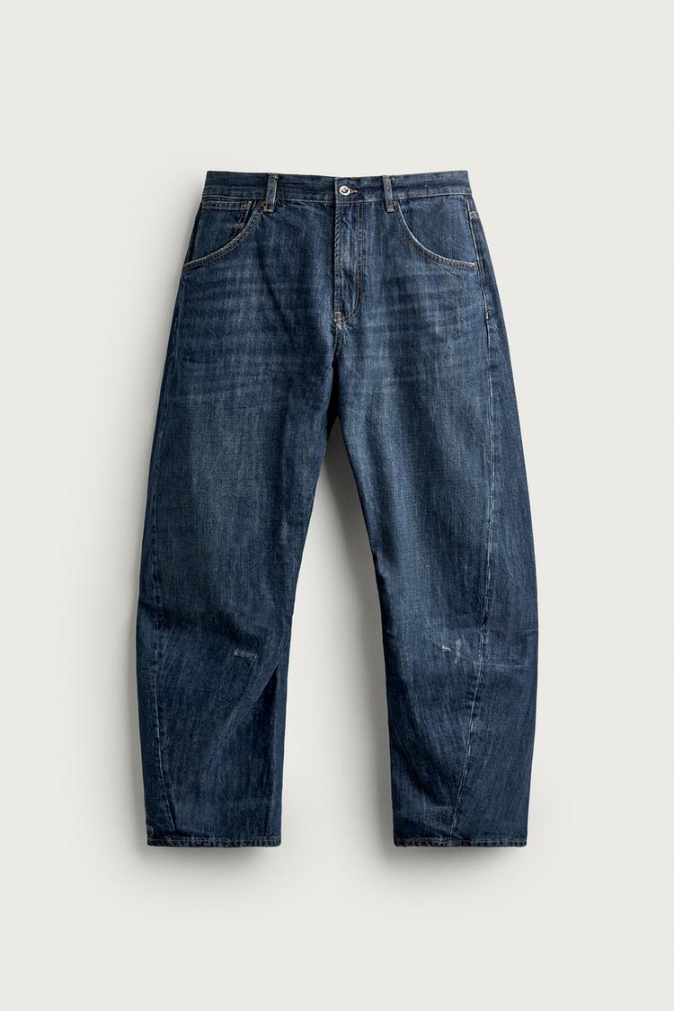 Jeans barrel fit costura girada