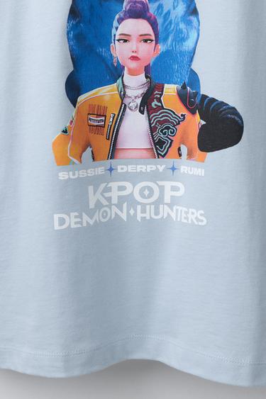 T-SHIRT IMPRIMÉ KPOP DEMON HUNTERS™ NETFLIX © - Bleu clair de Zara - Image 3