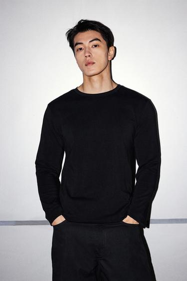 Zara 基本款修身版 T 恤 - 黑色