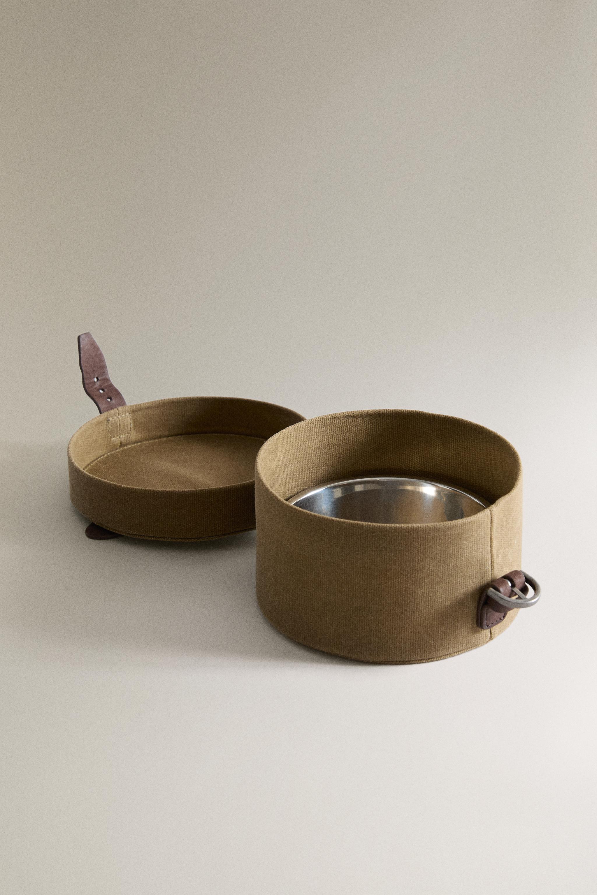 PET FOOD BOWL SET WITH CASE
