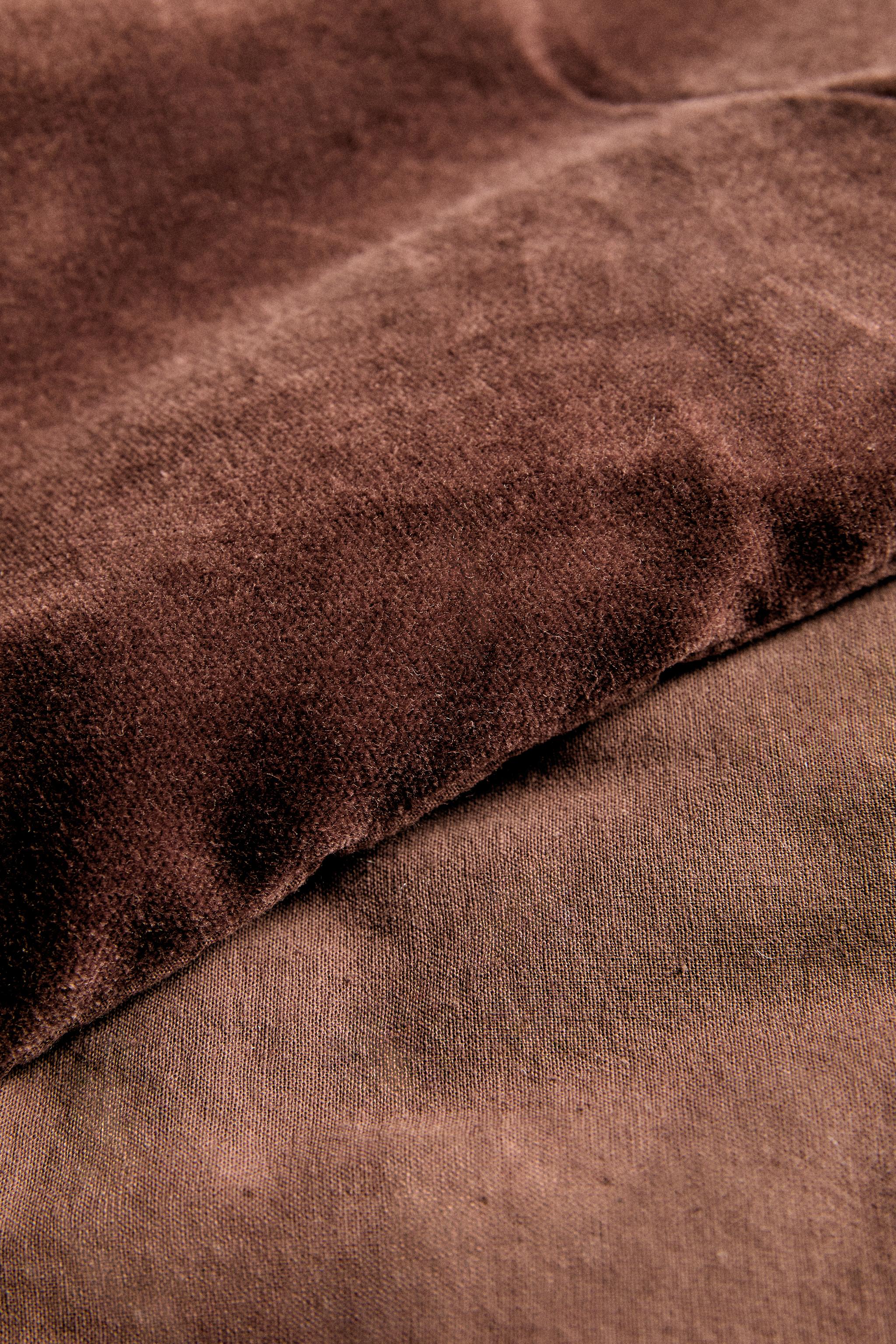 PADDED VELVET QUILT BEDSPREAD
