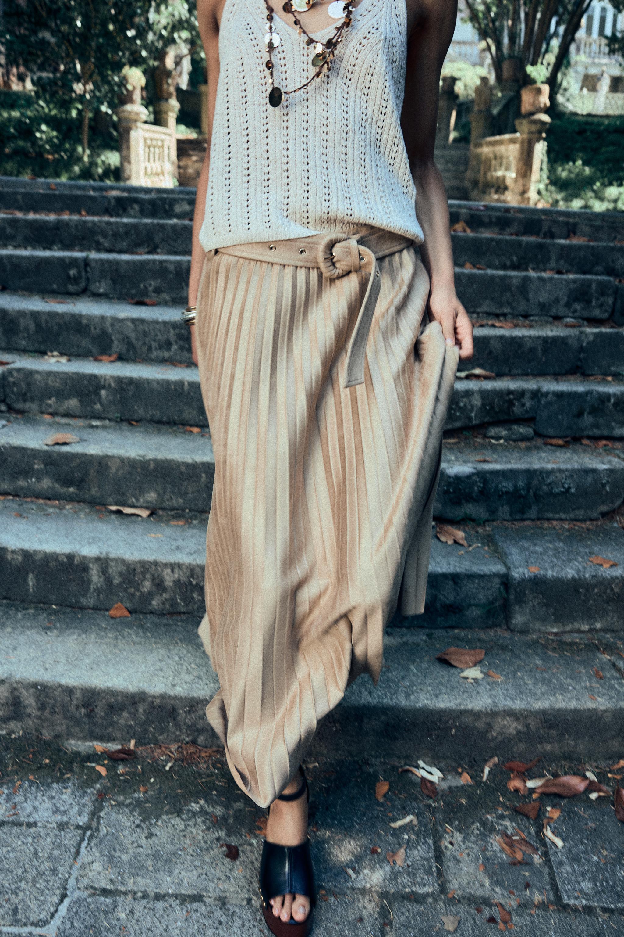 【関税込み】off-white Pleated midi skirt White Cherry Bias Maxi Skirt by Muma World | Rent the Runway