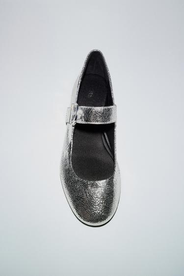 METALLIC LEATHER-EFFECT BALLERINAS - Silver by Zara