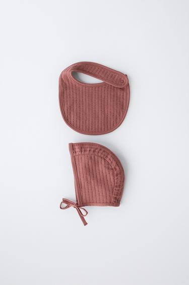 TEXTURED BONNET AND BIB SET - Raspberry by Zara - Image 0