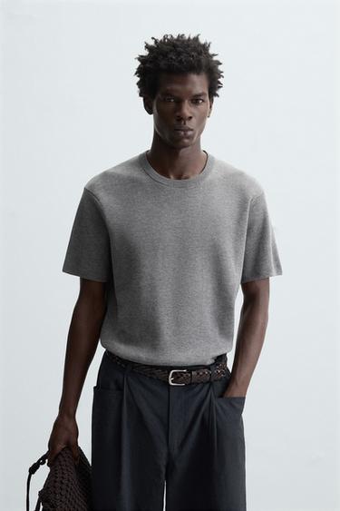 تيشرت محاك RELAXED FIT - رمادي فيجوريه الخاص بـ Zara