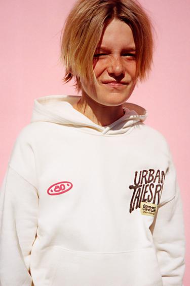 GRAFFITI HOODIE - White by Zara - Image 4