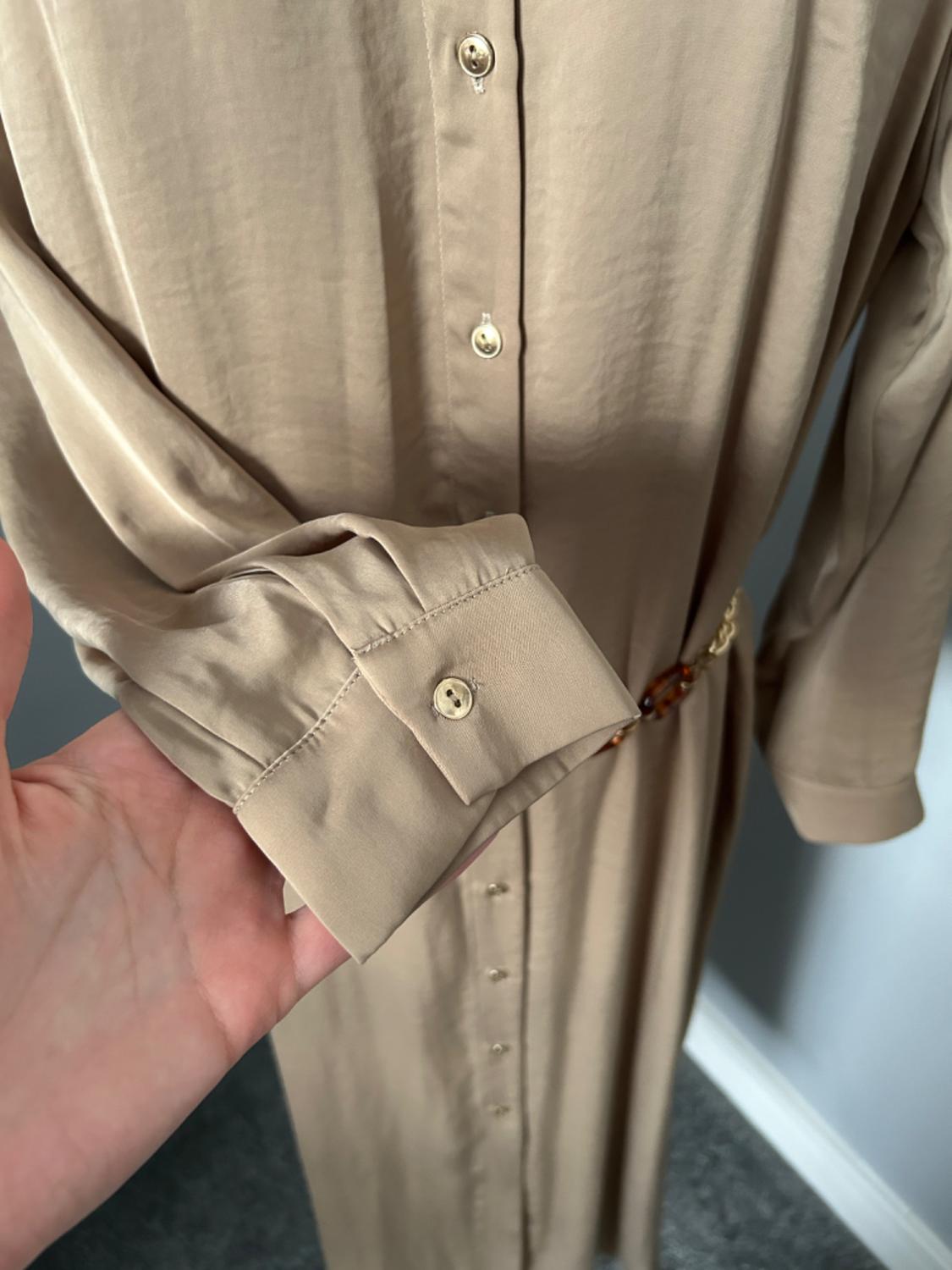 OVERSIZE DRESS WITH BELT - Image 6
