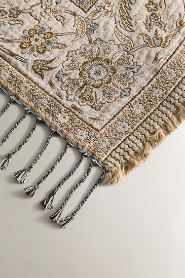 DECORATIVE FLORAL THROW - Pink by Zara - Image 2