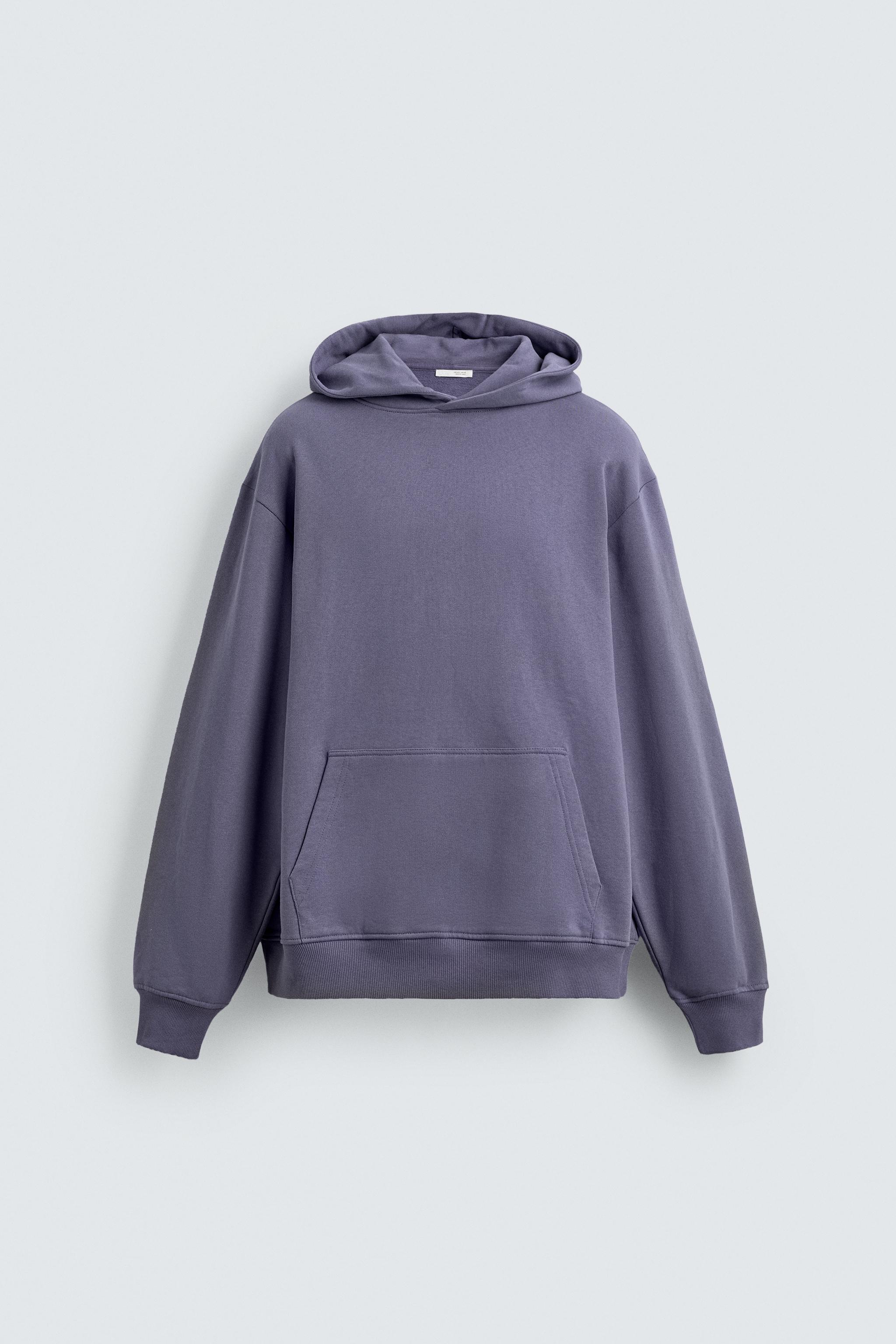 BASIC HOODIE SWEATSHIRT