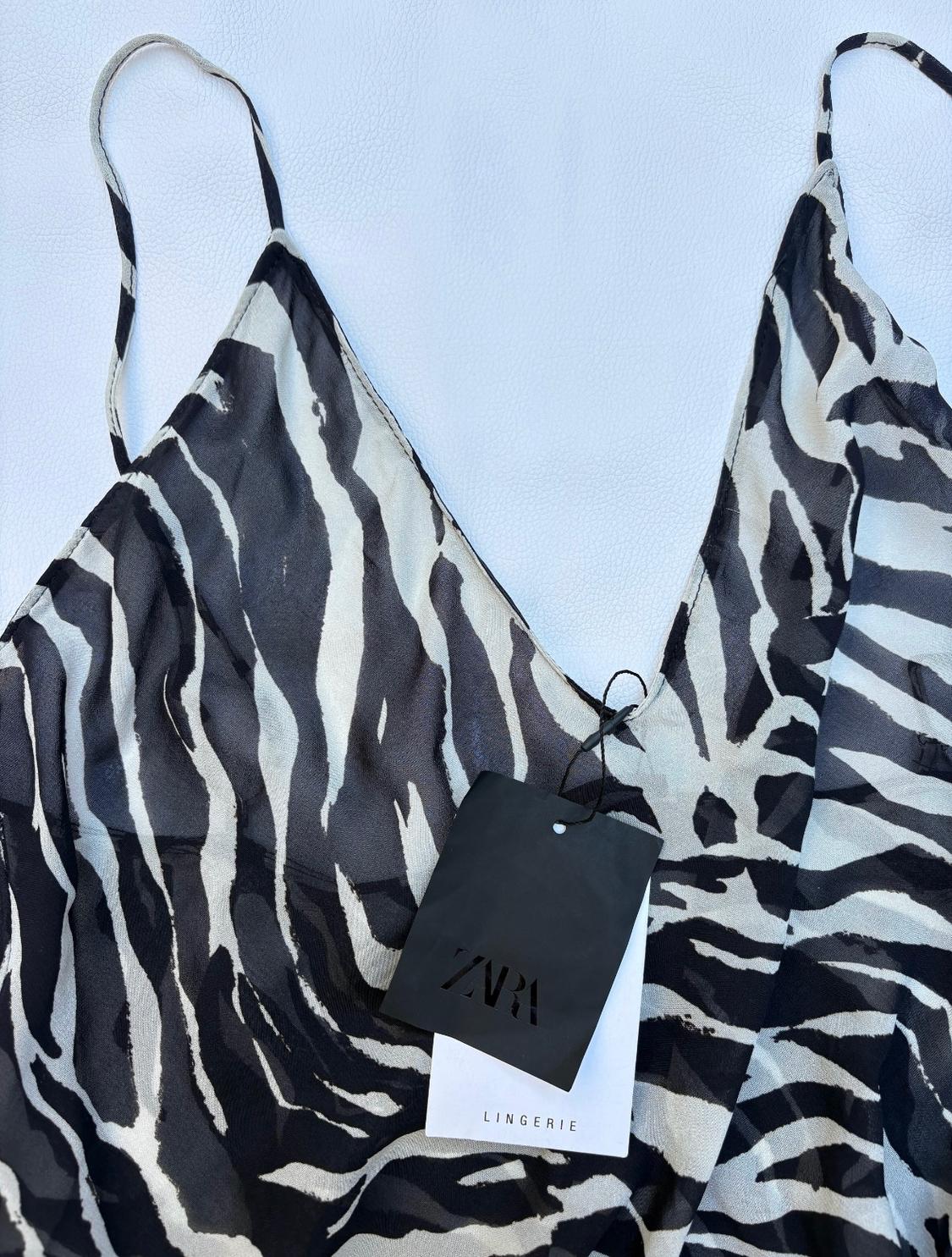 ANIMAL PRINT TOP - Image 3