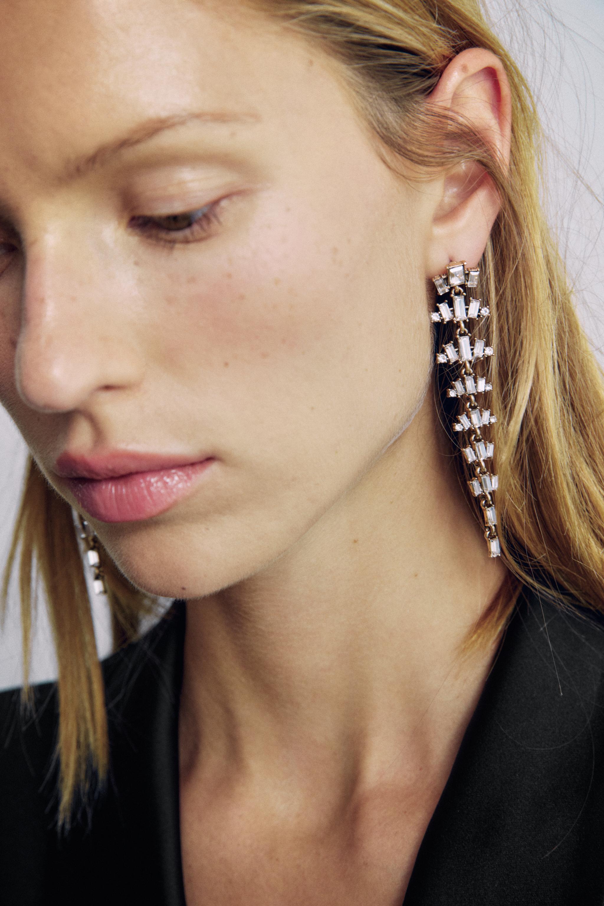 BOUCLES D'OREILLES MÉTALLIQUES BIJOUX