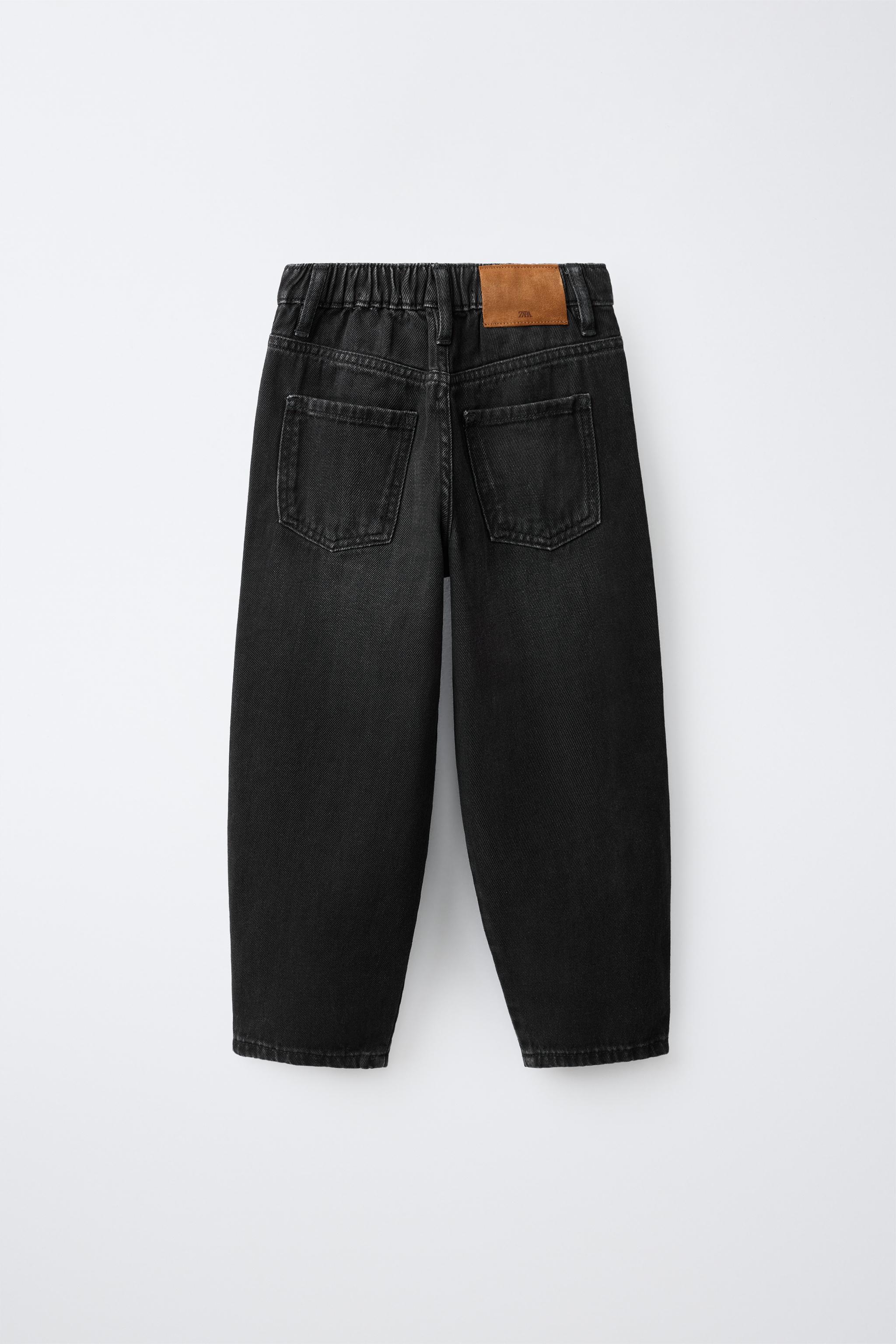 MOM FIT JEANS — Black
