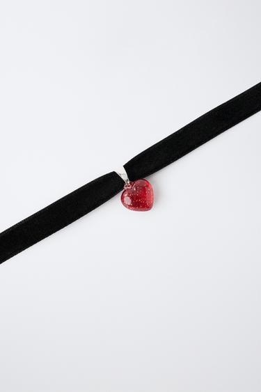 VAMPIRE COSTUME HEART CHOKER NECKLACE — Red 2