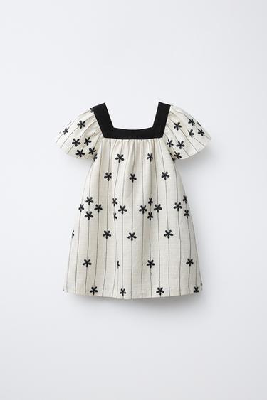 刺繍入りフラワープリントワンピースコムギ0Zaraの刺繍入りフラワープリントワンピース - コムギ - 画像 0